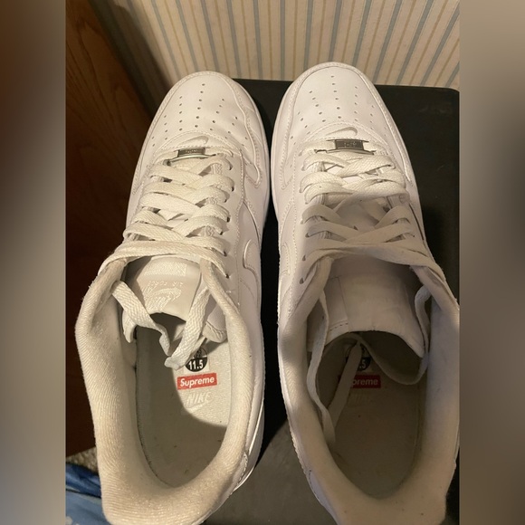 Nike Supreme Air Force One Low White Size 11.5 - Picture 5 of 6